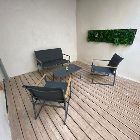 Logement Tout Equipe Layrac Екстер'єр фото